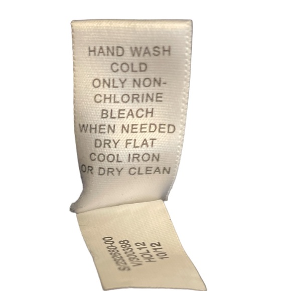 Banana Republic, men’s navy sweater, size large - Picture 5 of 5